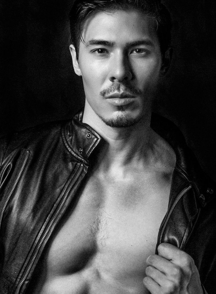 英国华裔男演员 Lewis Tan 眉眼之间充满正能量，散发着强大的个人魅力！ Iconicmen