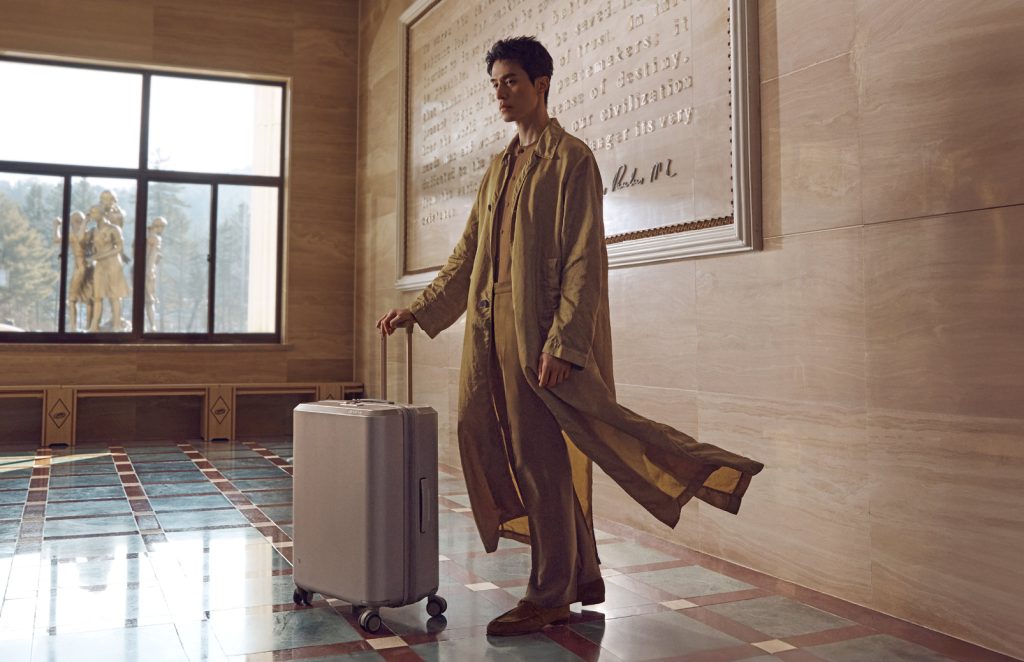 値引きする 李栋旭成为Samsonite 新任亚太区代言人，并同步介绍全新创新与极 趣味