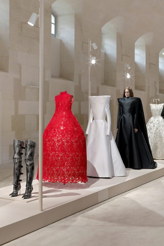 BALENCIAGA-BY-DEMNA-EXHIBITION-IMAGE-1_ANNIK-WETTER