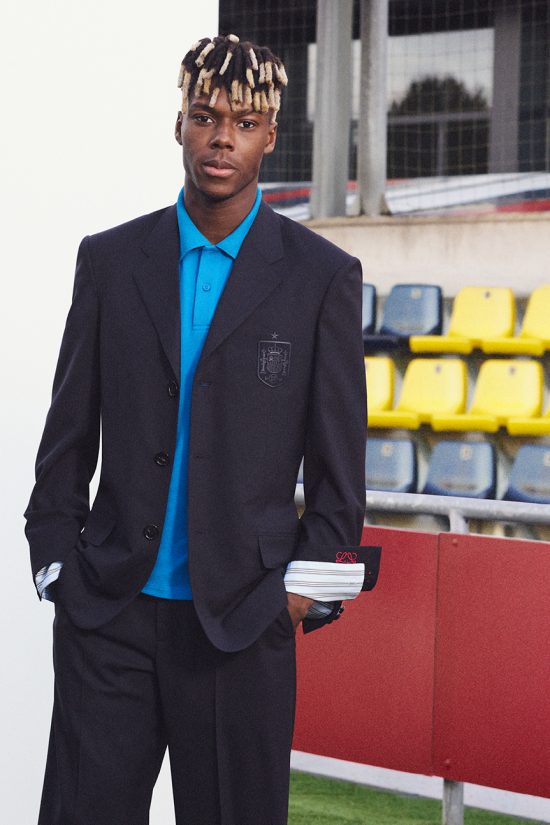 LOEWE-2026-SPANISH-NATIONAL-FOOTBALL-TEAM-NICO-WILLIAMS-1