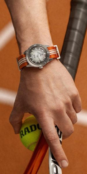 Rado-Captain-Cook-x-Tennis