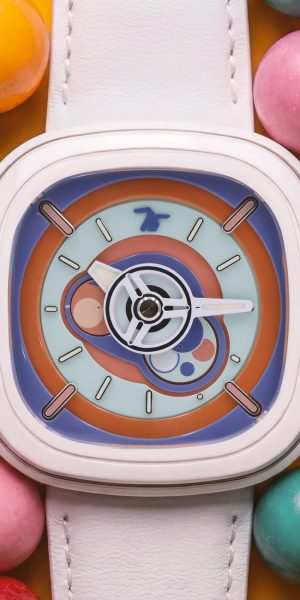 SEVENFRIDAY-P1C06-Bubble-Gumx1